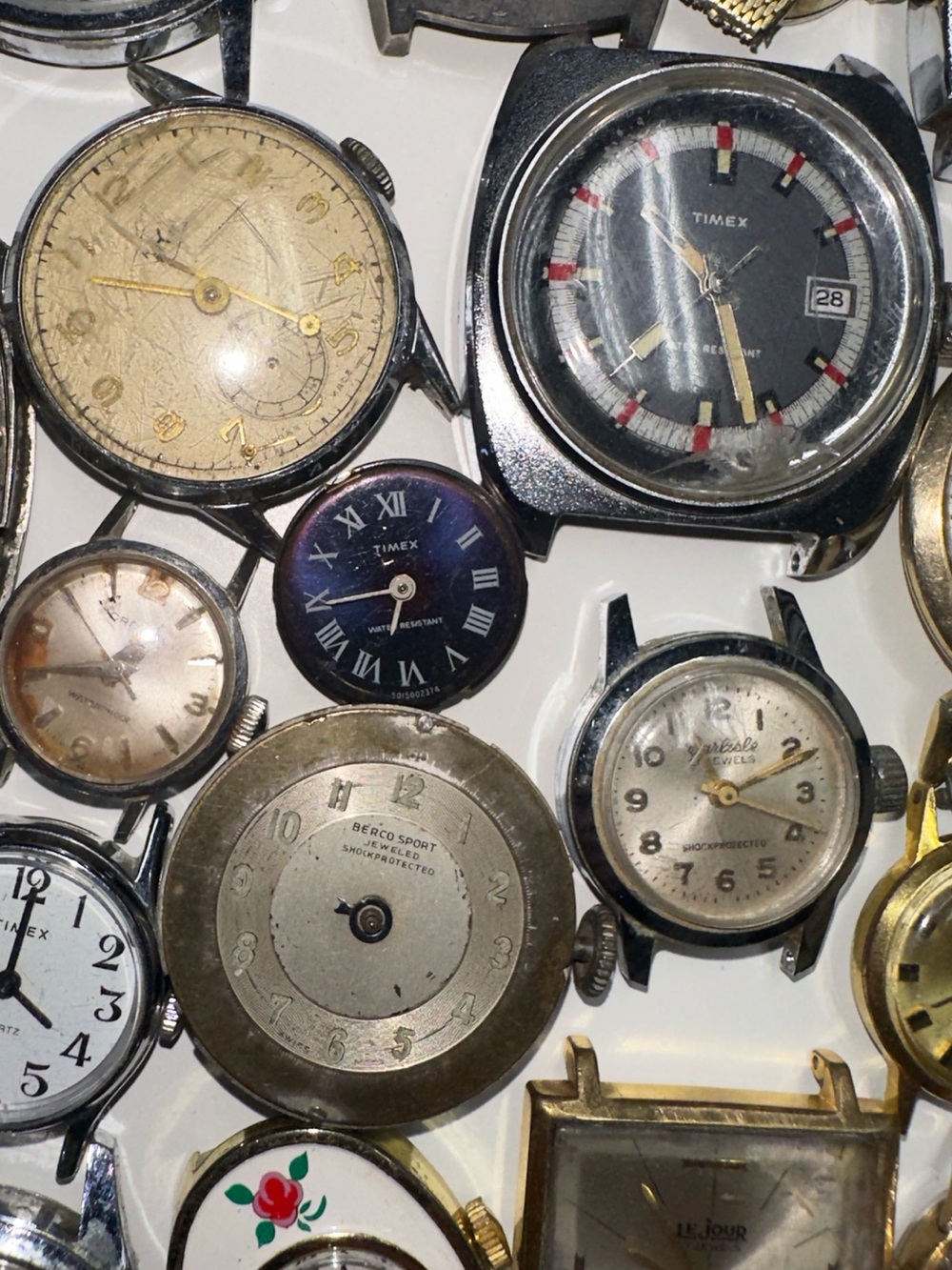 Vintage Mechanical Watch Lot Bulova, Hamilton, Restorer Repair Parts - Picture 9 of 13